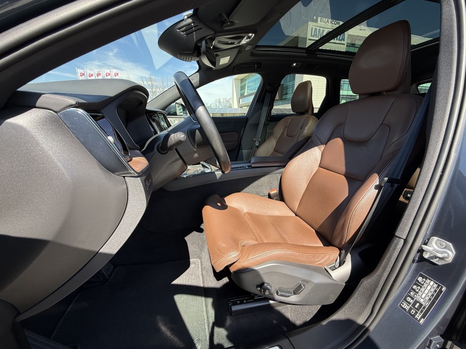 Volvo XC 60 T8 Recharge AWD Inscription - foto 10