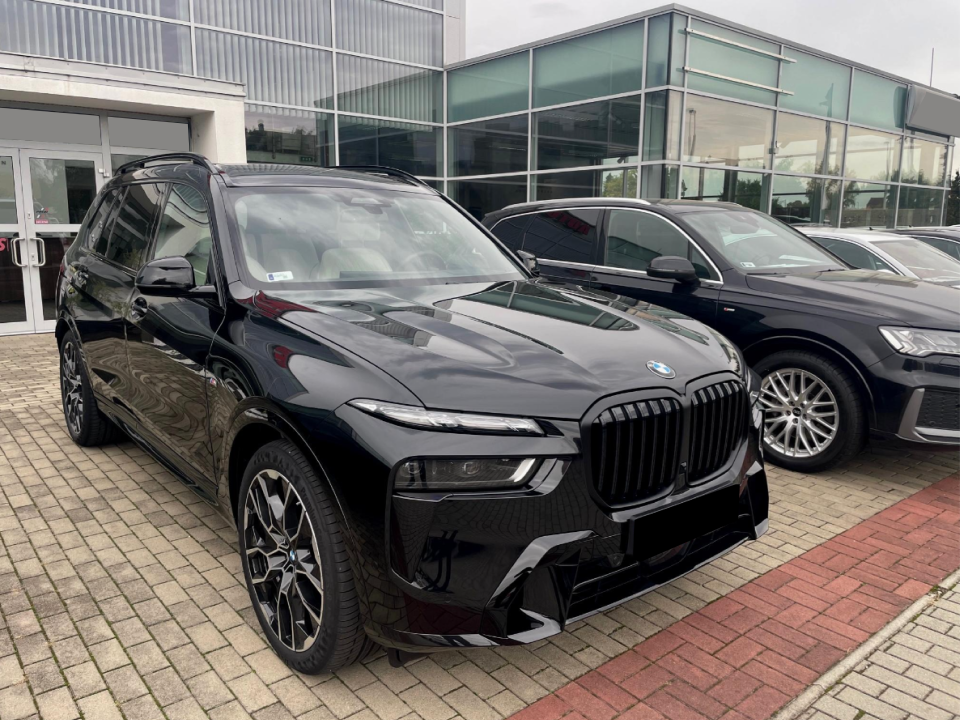 BMW X7 40i xDrive (380 CP) MHEV Steptronic (1)