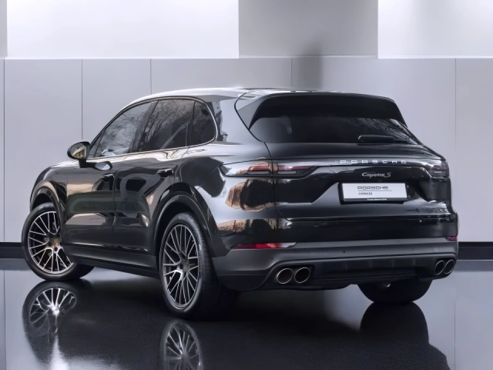 Porsche Cayenne S (4)