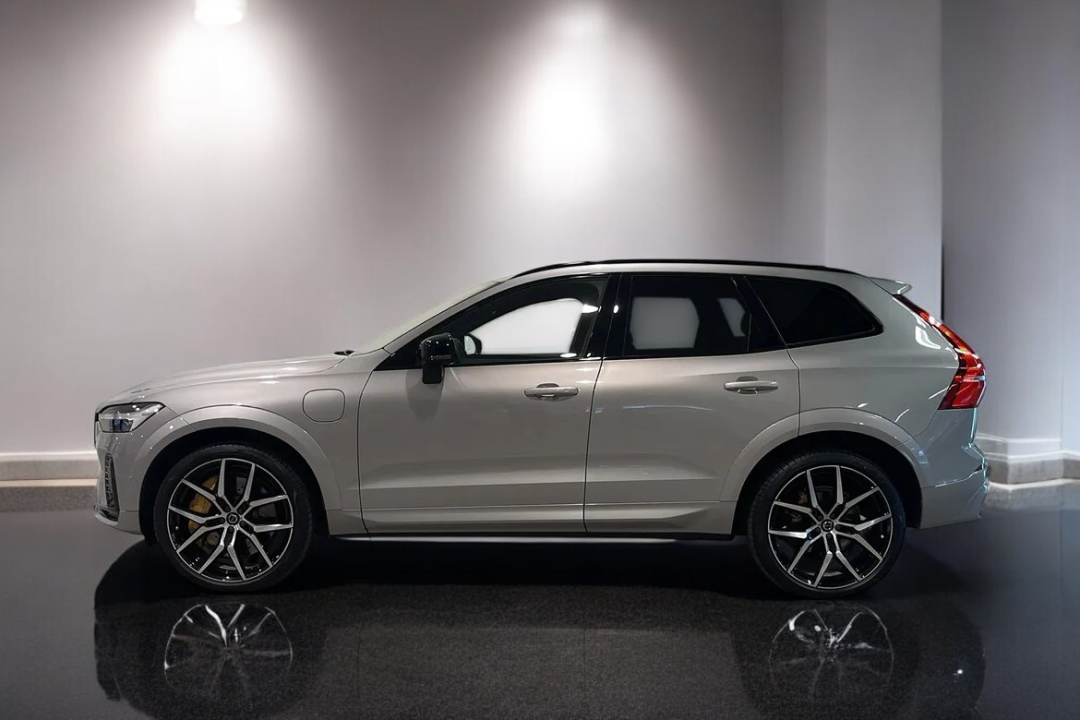 Volvo XC 60 T8 Recharge AWD Polestar Engineered (3)