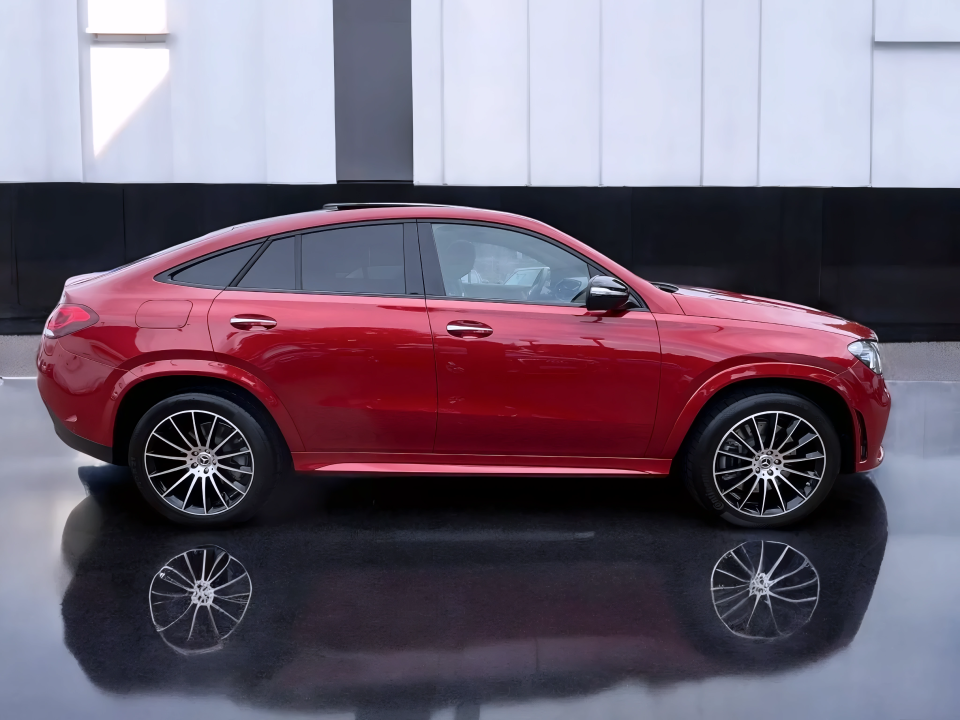 Mercedes-Benz GLE Coupe 350d 4MATIC AMG Line (2)