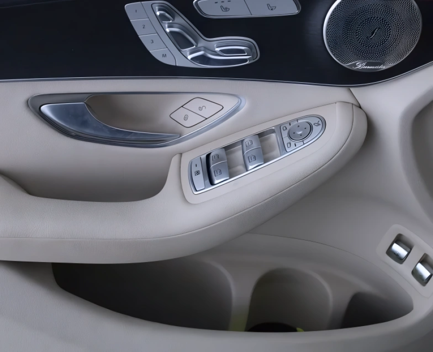 Mercedes-Benz GLC 300e 4MATIC - foto 20
