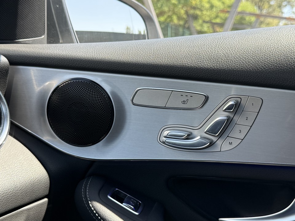 Mercedes-Benz GLC SUV 300e 4MATIC AMG Line - foto 26