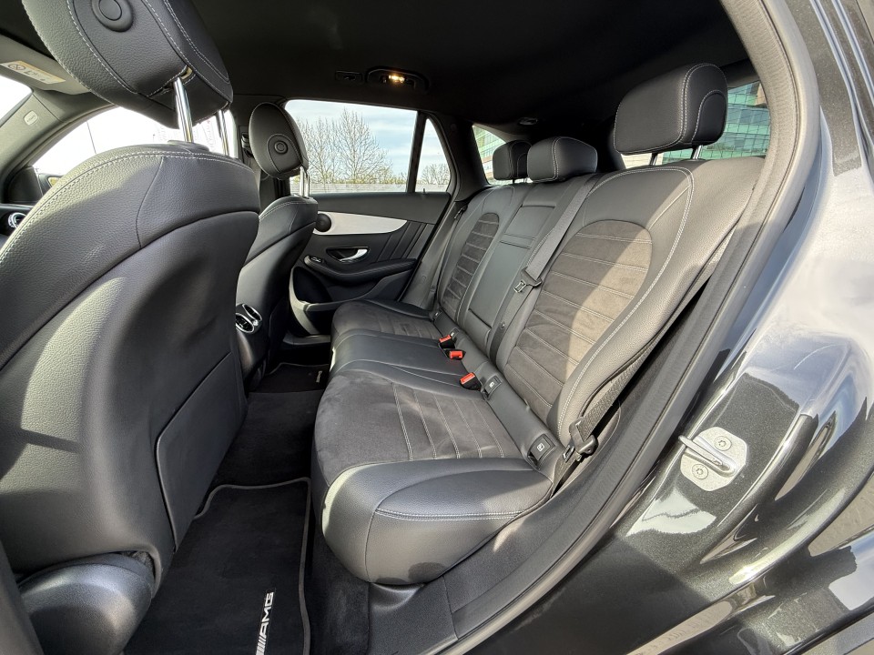 Mercedes-Benz GLC SUV 300e 4MATIC AMG Line - foto 13