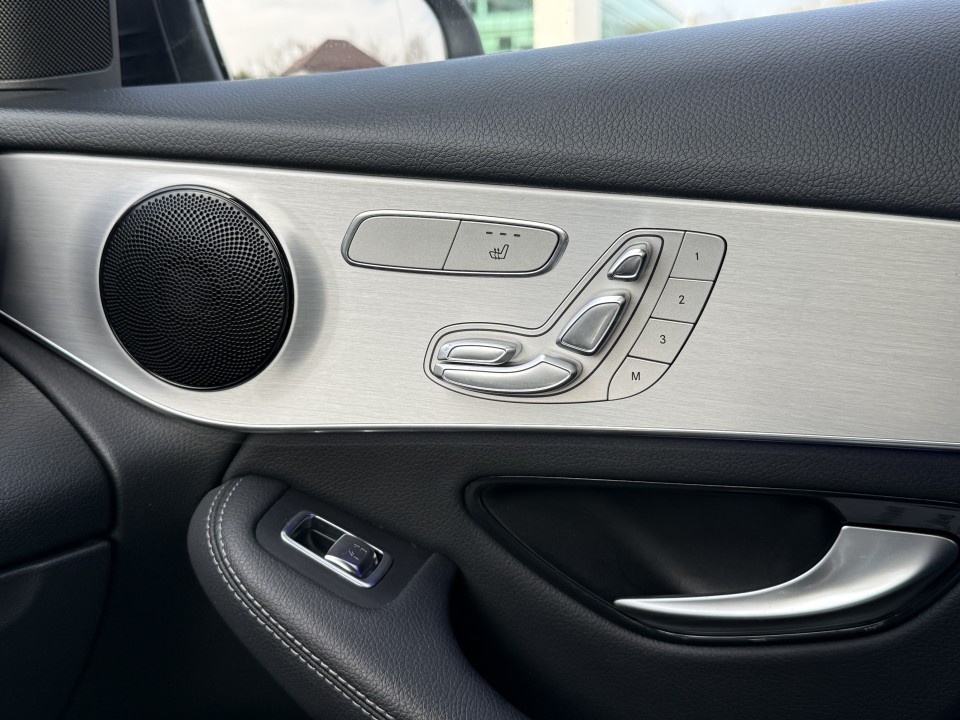 Mercedes-Benz GLC SUV 300e 4MATIC AMG Line - foto 22