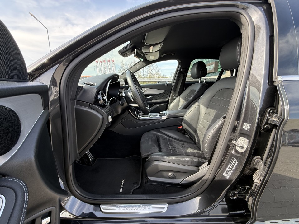 Mercedes-Benz GLC SUV 300e 4MATIC AMG Line - foto 9