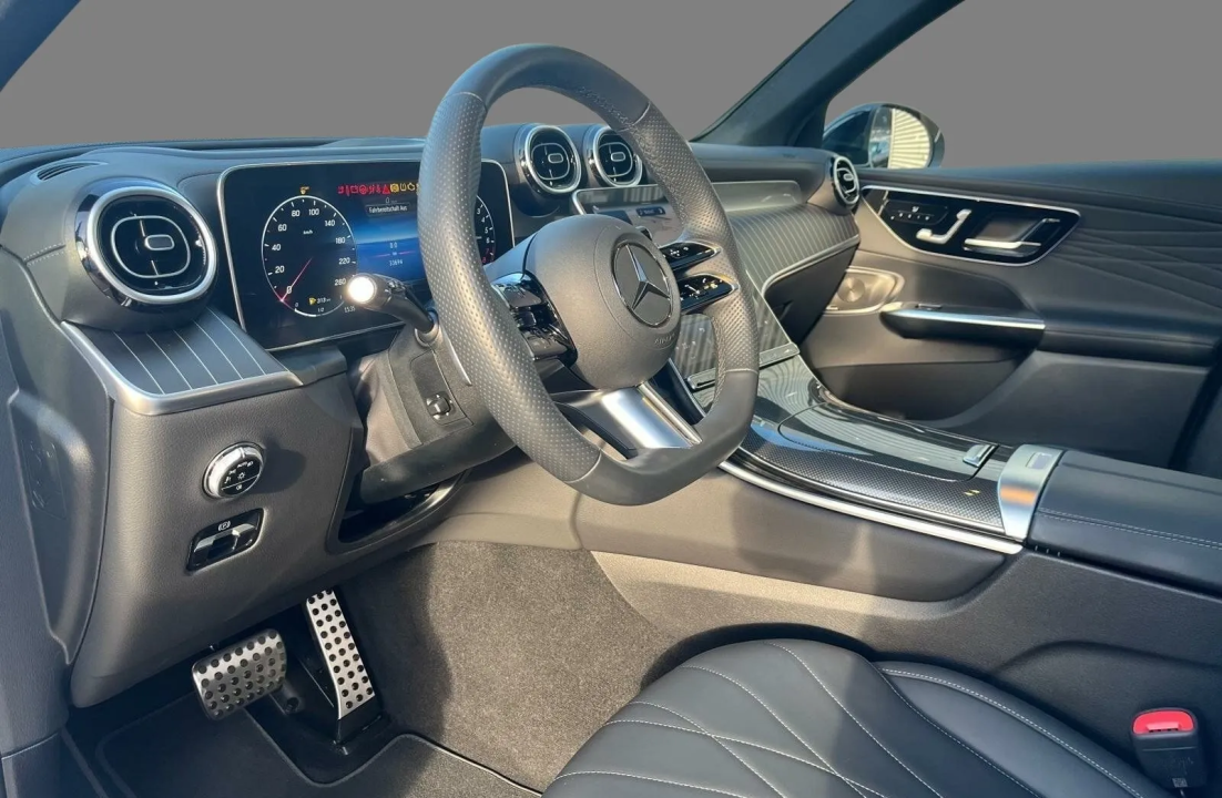 Mercedes-Benz GLC 400 e 4Matic AMG (5)