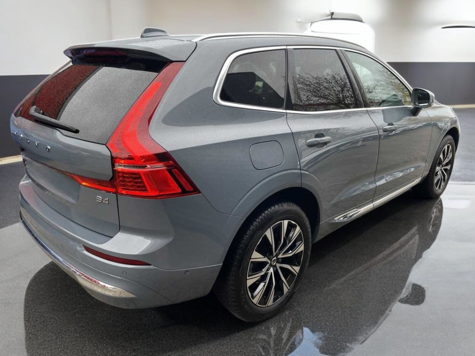 Volvo XC 60 B4 Plus (2)