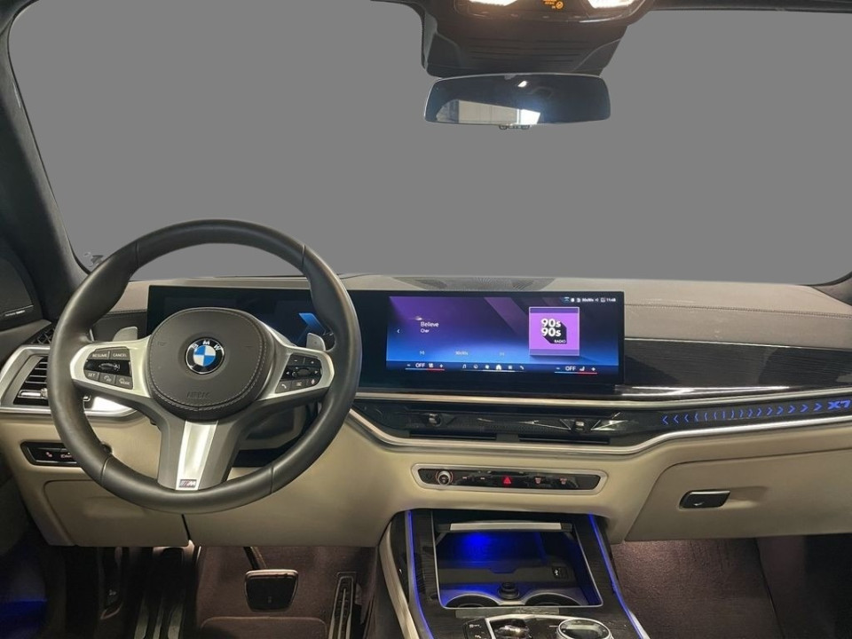 BMW X7 xDrive40d - foto 6