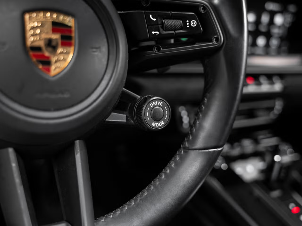 Porsche 911 Carrera 4 GTS (992) - foto 13