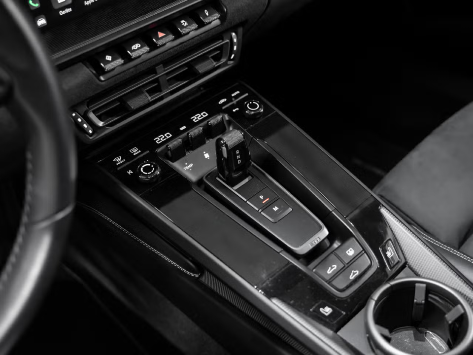 Porsche 911 Carrera 4 GTS (992) - foto 17