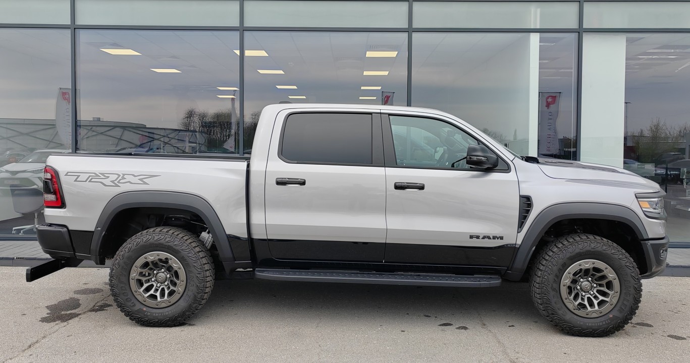 Dodge RAM TRX (2)