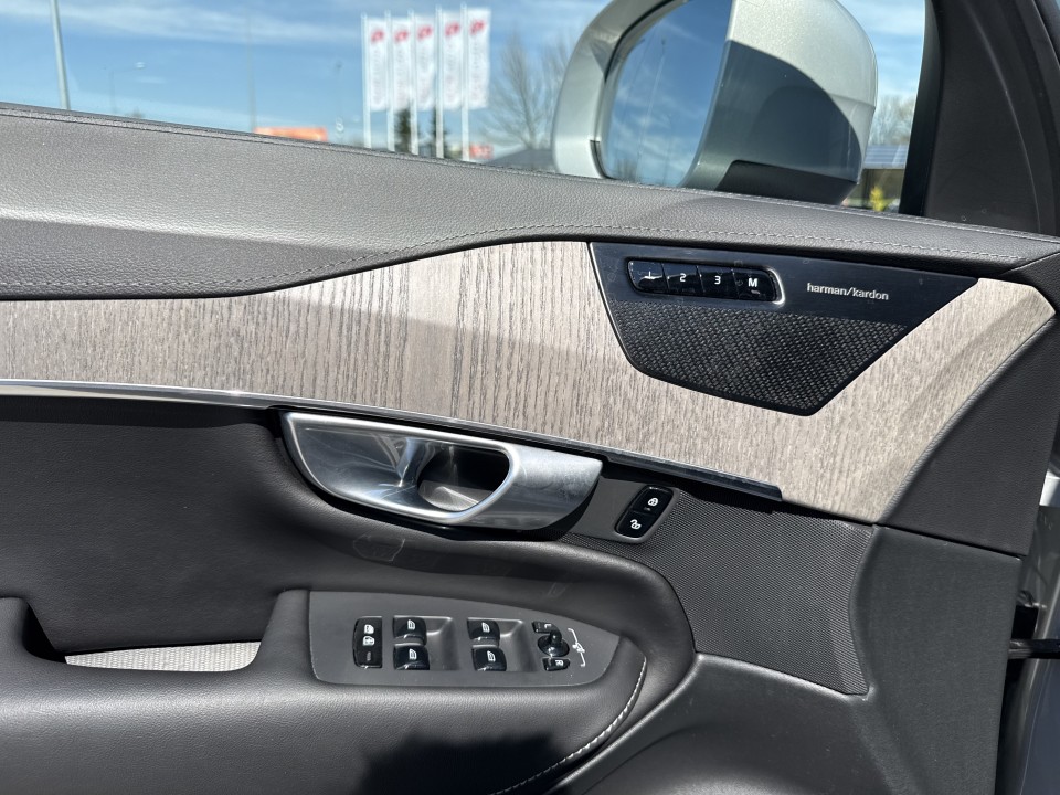 Volvo XC 90 T8 Recharge AWD Ultimate Bright - foto 33