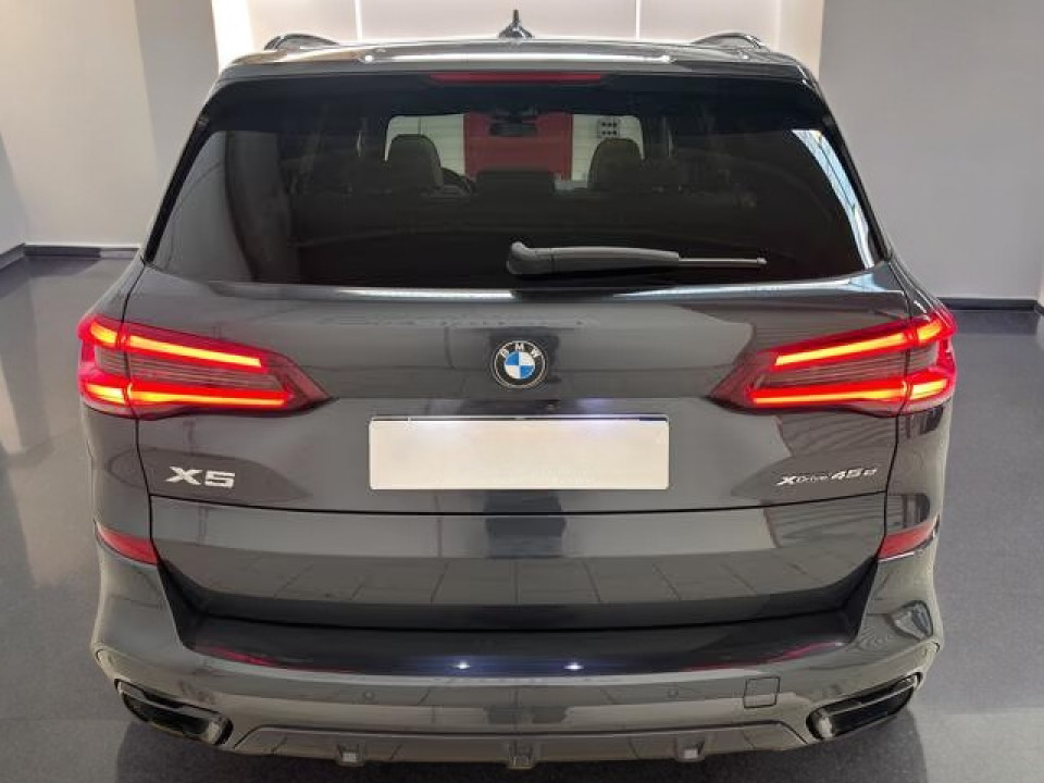 BMW X5 xDrive45e M-Sport (4)