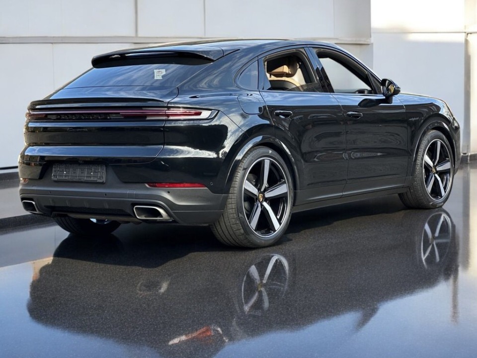 Porsche Cayenne Coupe E-Hybrid (3)