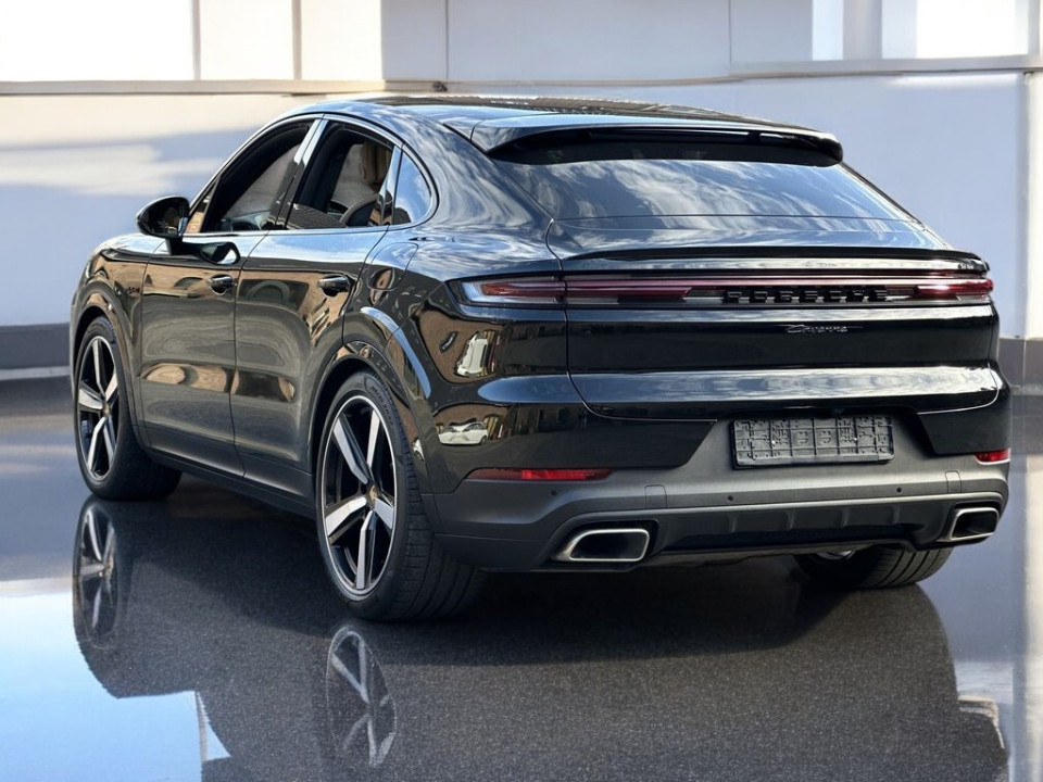 Porsche Cayenne Coupe E-Hybrid (5)