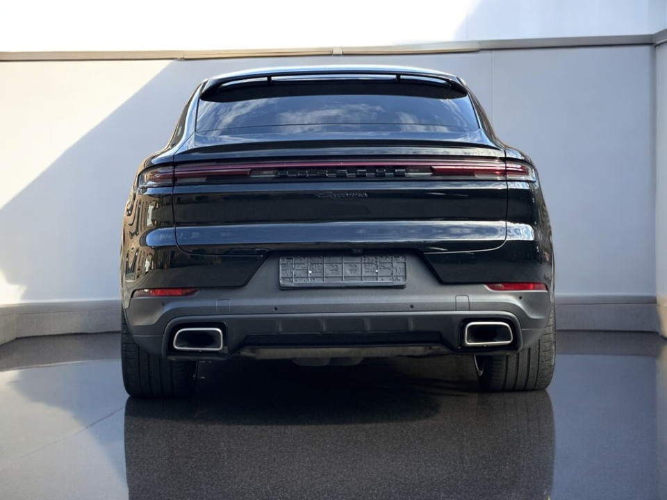 Porsche Cayenne Coupe E-Hybrid (4)