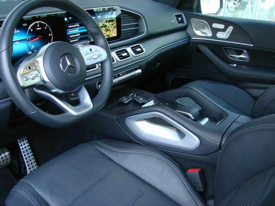 Mercedes-Benz GLE Coupe 400d 4Matic AMG Line - foto 11