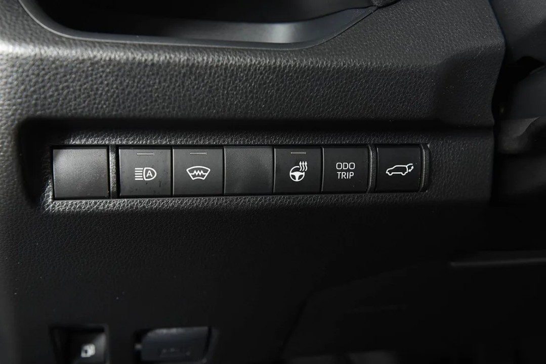 Toyota RAV4 PHEV - foto 15