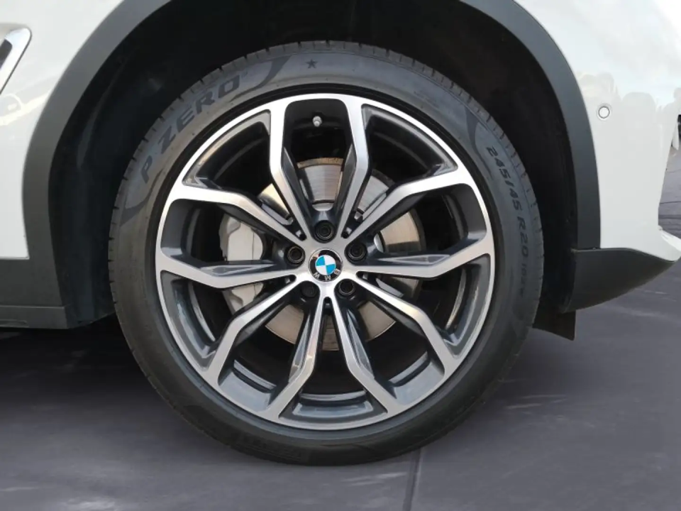 BMW X4 xDrive30i xLine - foto 12