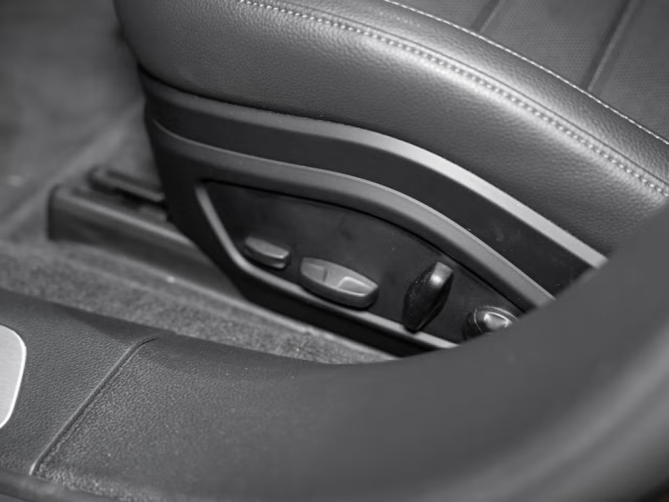 Porsche Panamera 4 - foto 17