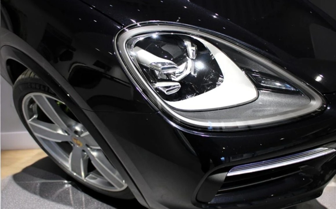 Porsche Cayenne Coupe E-Hybrid (3)