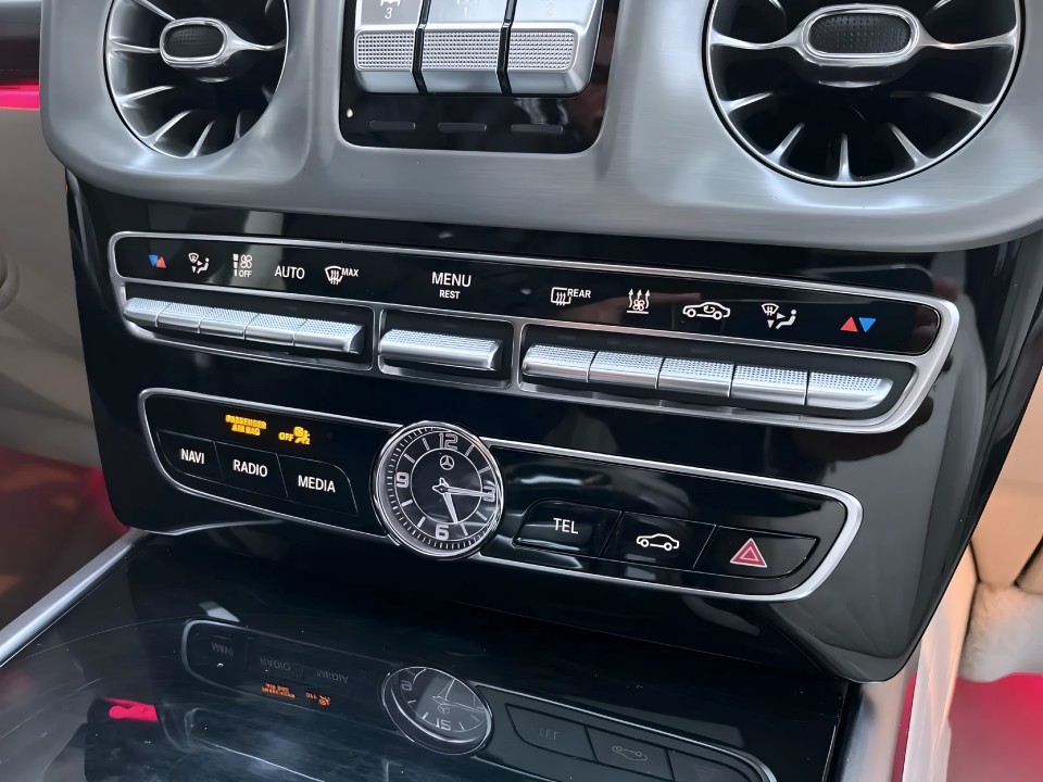 Mercedes-Benz G 400 d - foto 12
