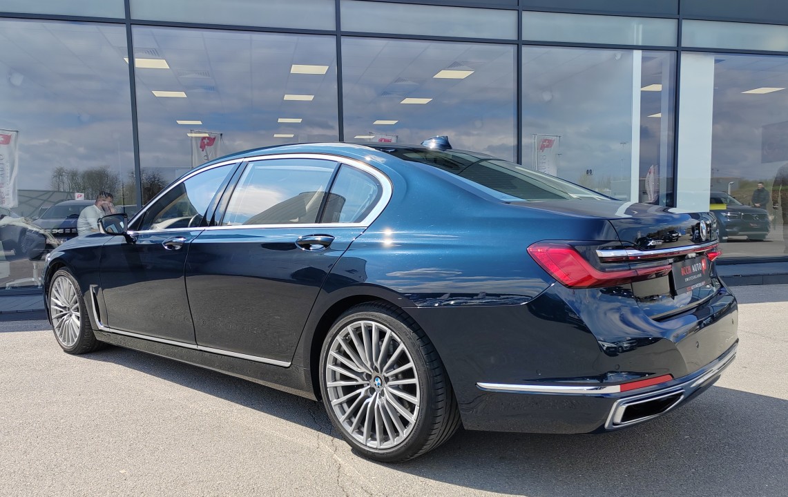 BMW Seria 7 740Ld xDrive (5)