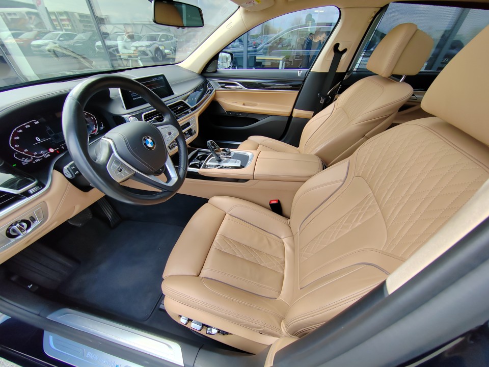 BMW Seria 7 740Ld xDrive - foto 11