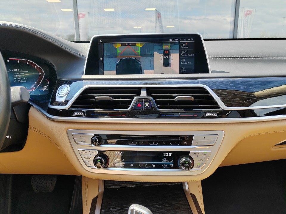 BMW Seria 7 740Ld xDrive - foto 24