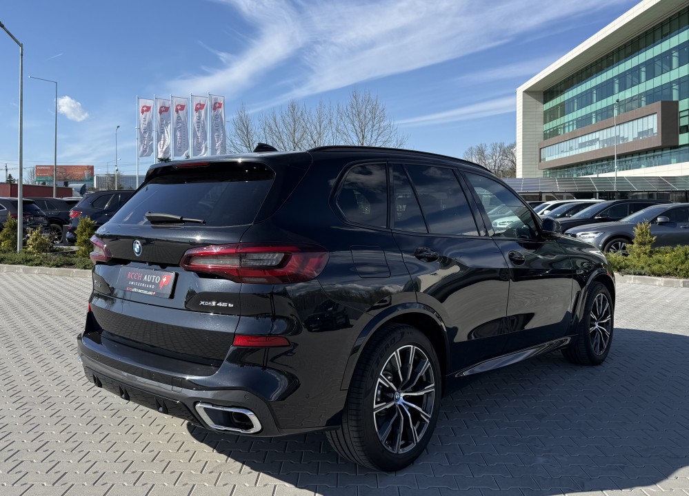 BMW X5 xDrive45e M-Sport (3)