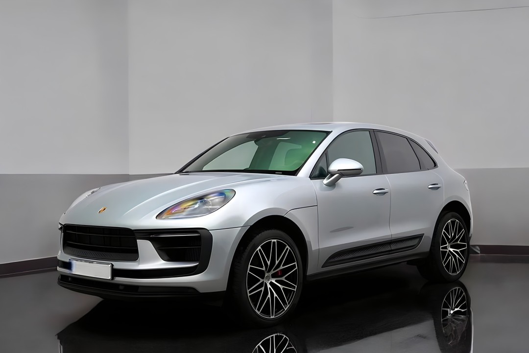 Porsche Macan S (3)