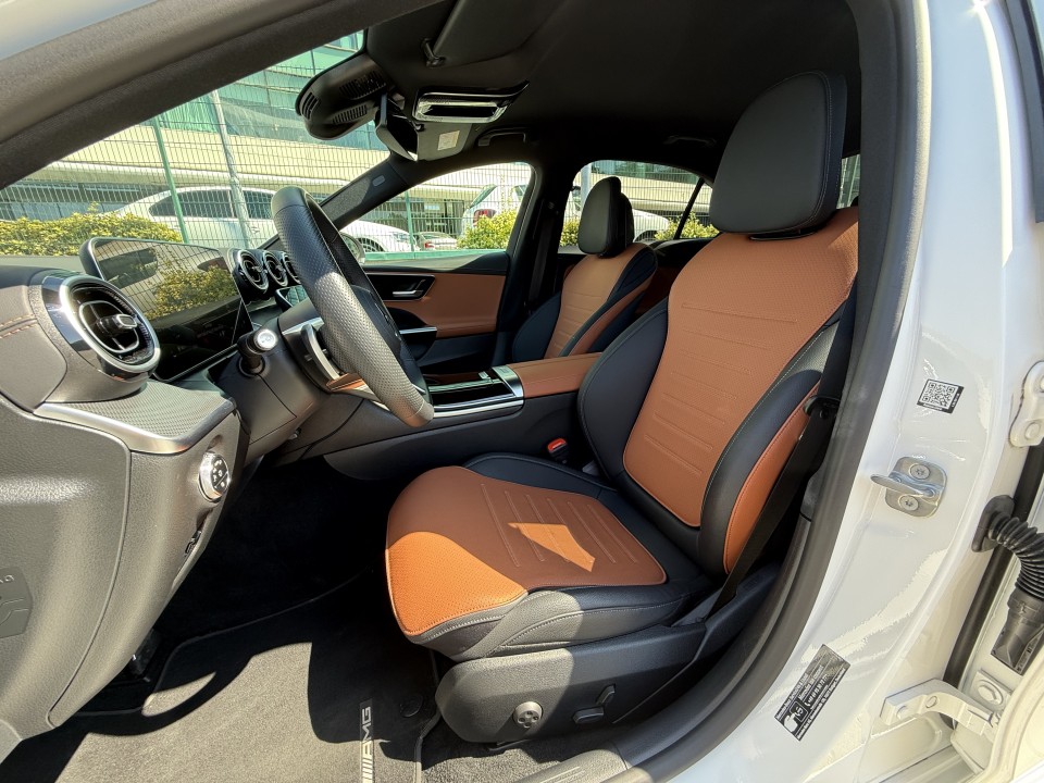 Mercedes-Benz C 180 AMG - foto 10