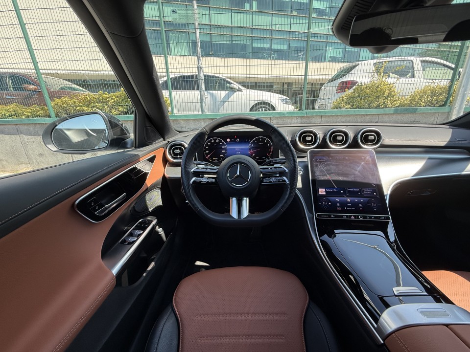 Mercedes-Benz C 180 AMG - foto 22