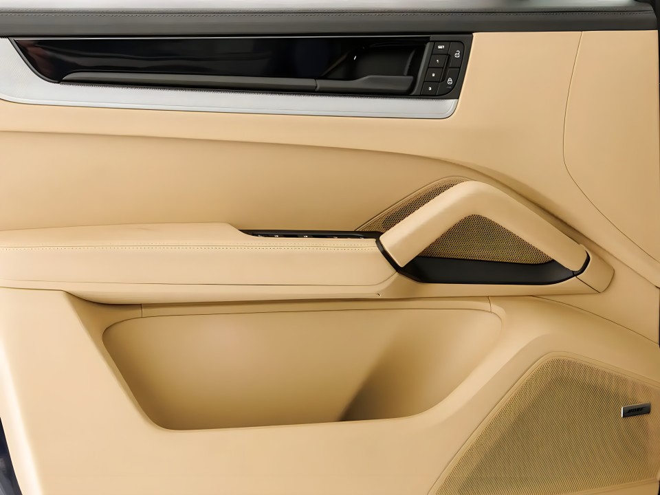 Porsche Cayenne E-Hybrid - foto 11