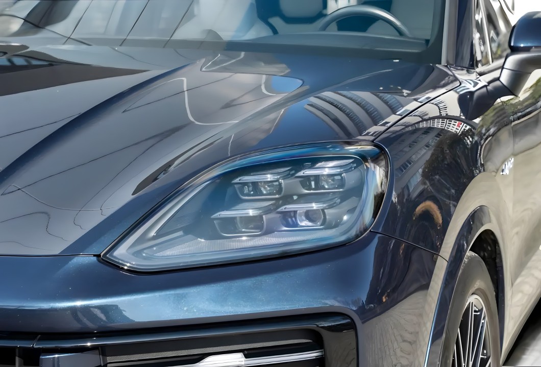 Porsche Cayenne E-Hybrid - foto 10