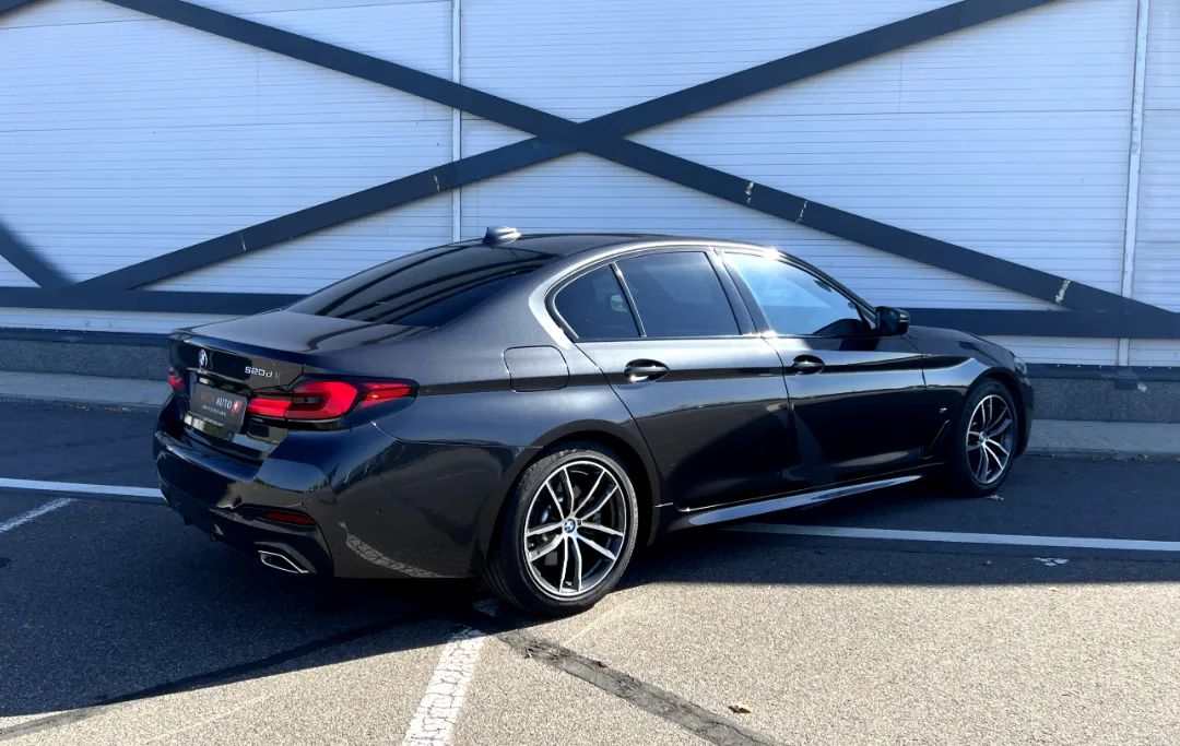 BMW Seria 5 520d sDrive MHEV M-Sport - foto 13