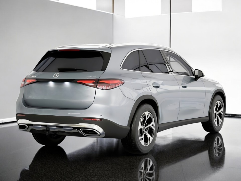 Mercedes-Benz GLC 300e 4MATIC (4)