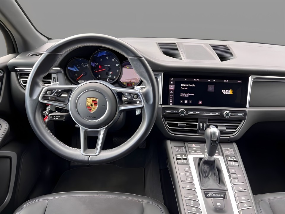 Porsche Macan - foto 16