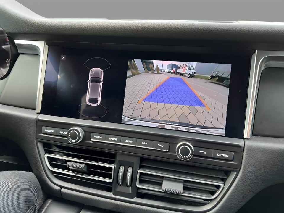 Porsche Macan - foto 18