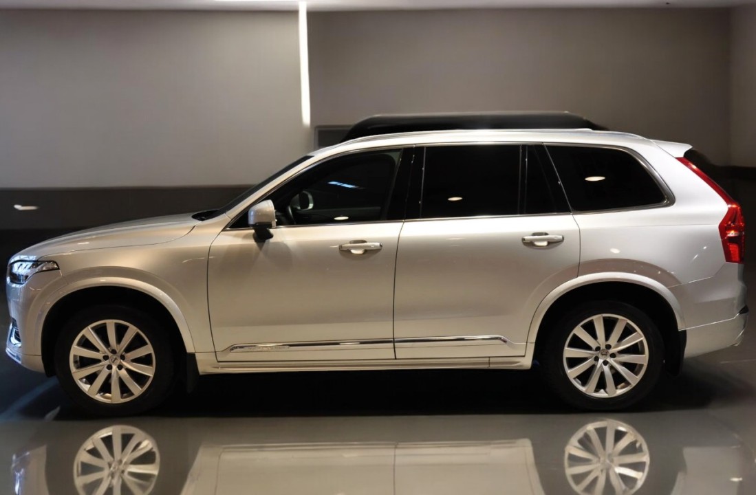 Volvo XC 90 Volvo XC90 T5 AWD (5)