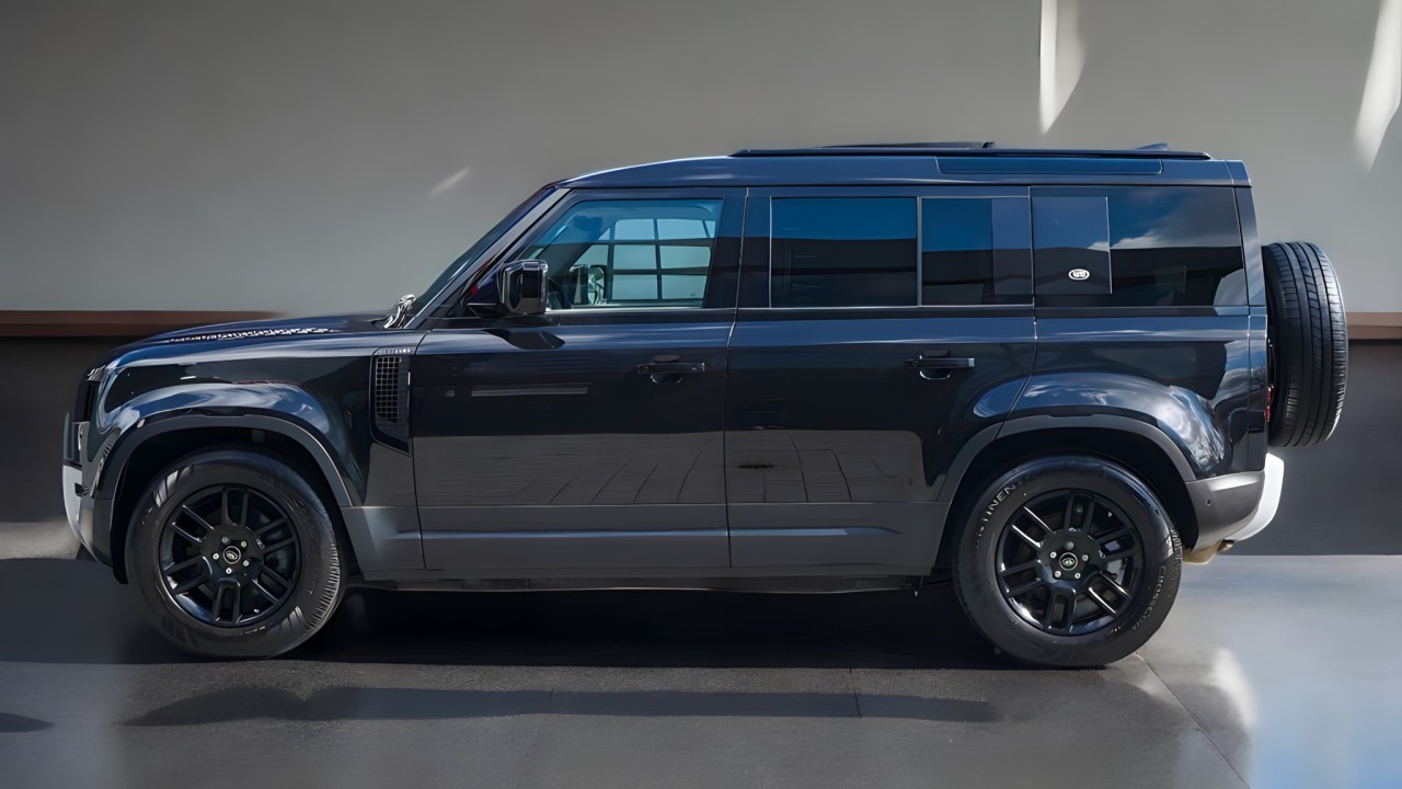 Land Rover Defender 110 D240 S (4)