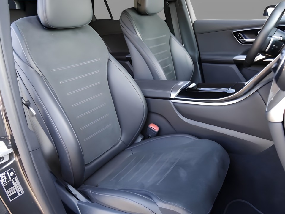 Mercedes-Benz GLC 200 4MATIC (5)