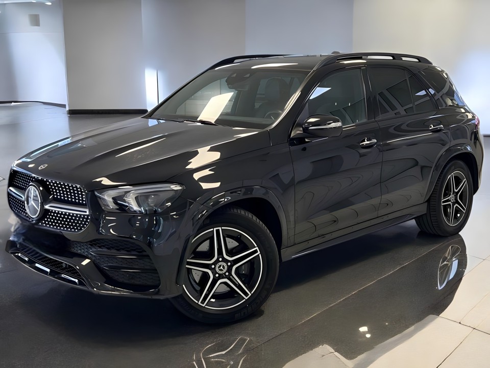 Mercedes-Benz GLE 400d 4MATIC AMG (1)