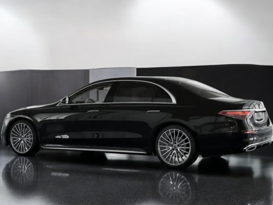 Mercedes-Benz S 400d 4MATIC AMG (5)