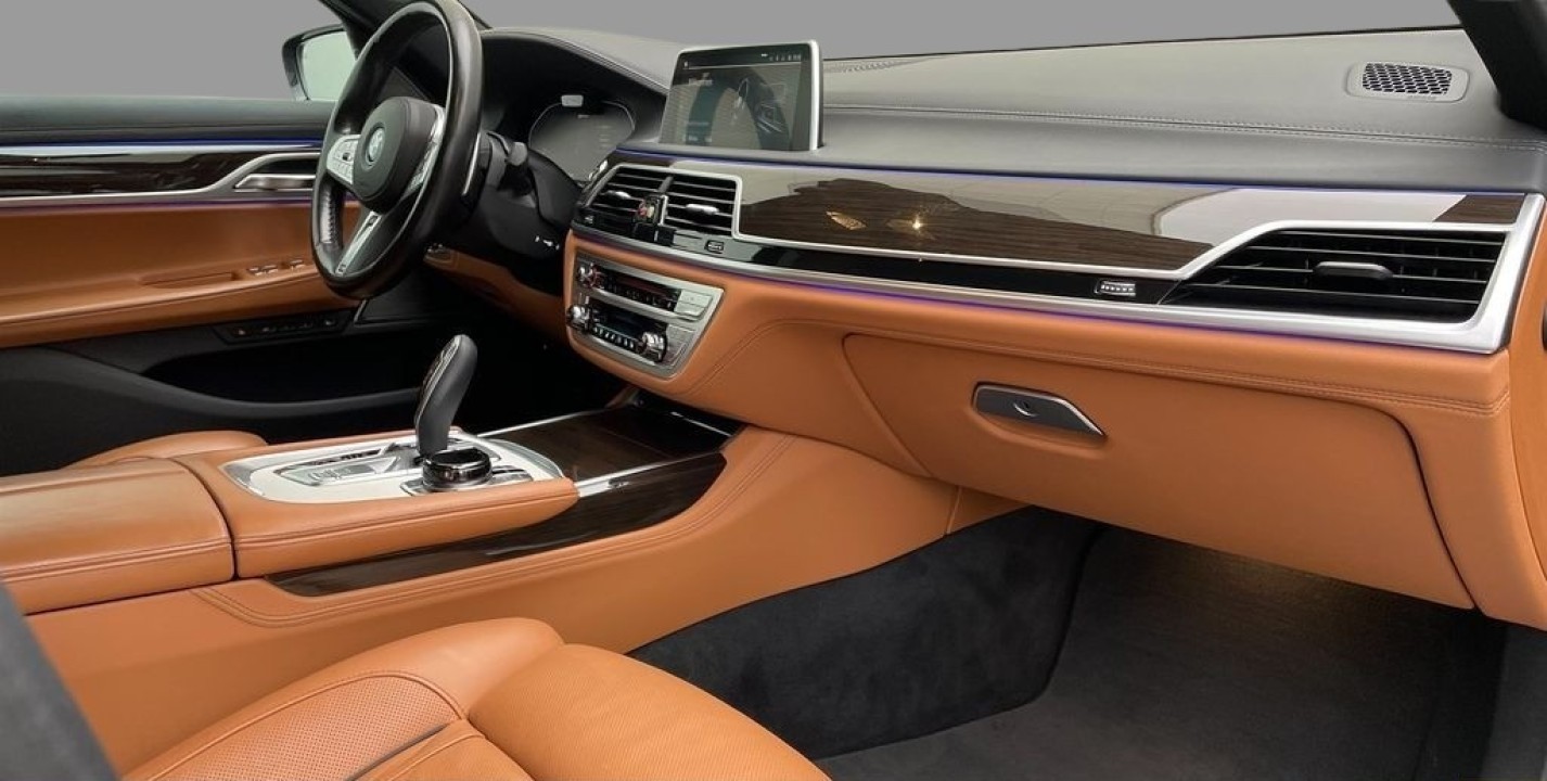 BMW Seria 7 745 xDrive - foto 7