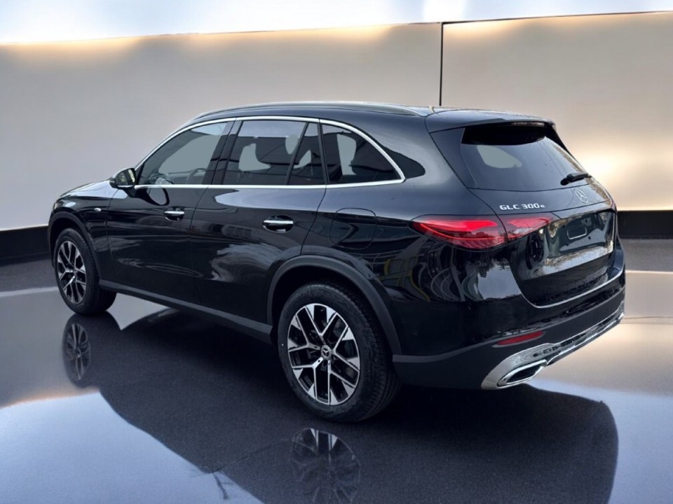 Mercedes-Benz GLC 300e 4MATIC Avantgarde (5)