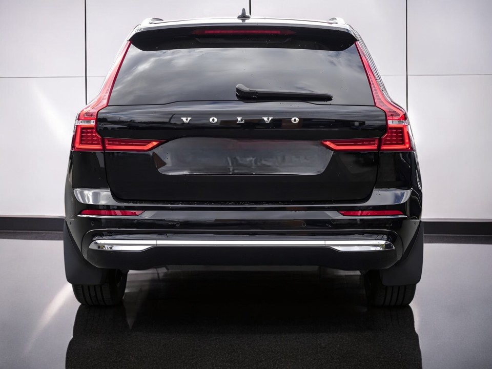 Volvo XC 60 B4 FWD Plus Bright (5)