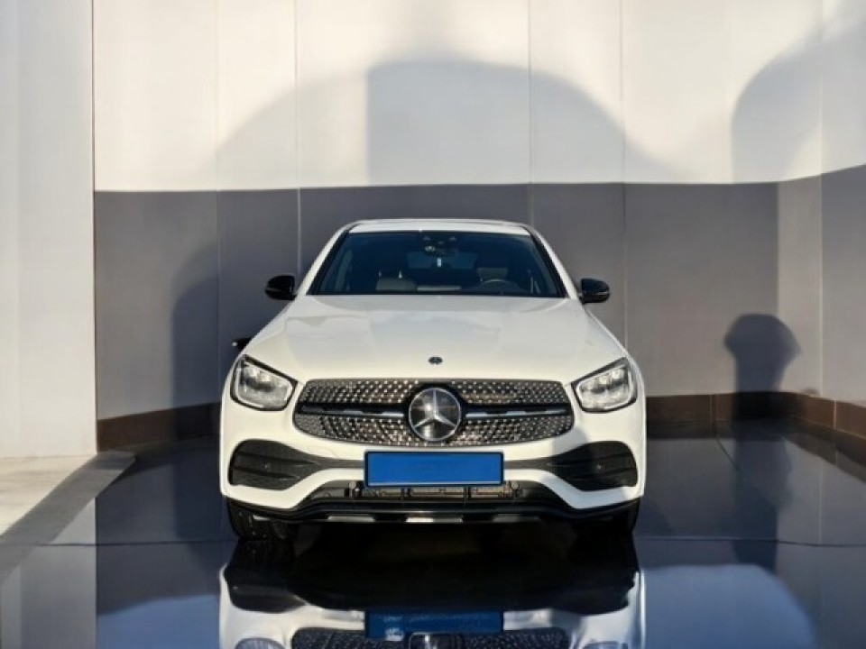 Mercedes-Benz GLC Coupe 300e 4MATIC (2)