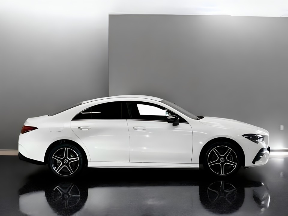 Mercedes-Benz CLA 250e AMG Line (3)